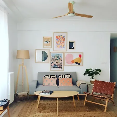 Bright And Modern Apartment In Bilbao City Center Esterno foto