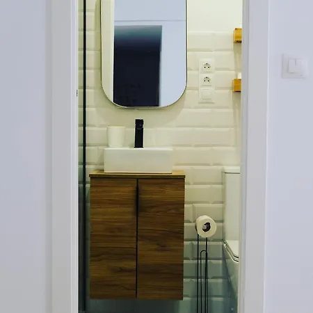 Bright And Modern Apartment In Bilbao City Center Esterno foto